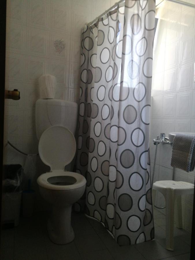 Adamas Rooms Palaiochora Bagian luar foto